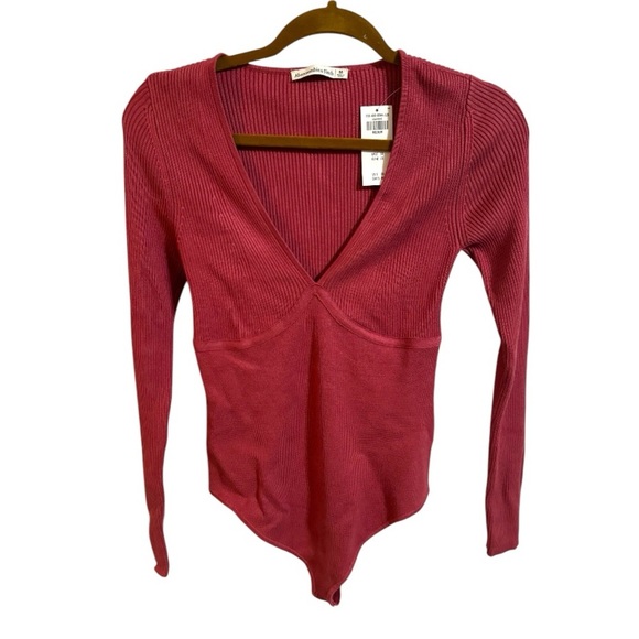 Abercrombie & Fitch Tops - Abercrombie & Fitch Maroon Ribbed Long Sleeve Bodysuit